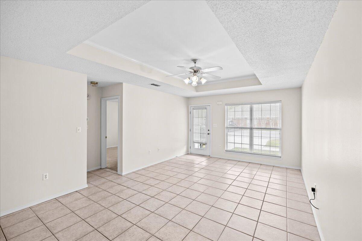 4564 Barrington Lane