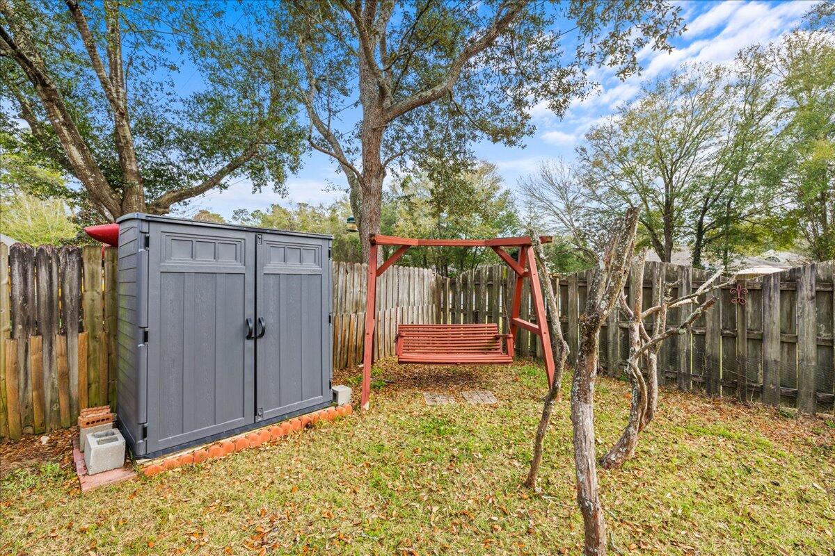4564 Barrington Lane