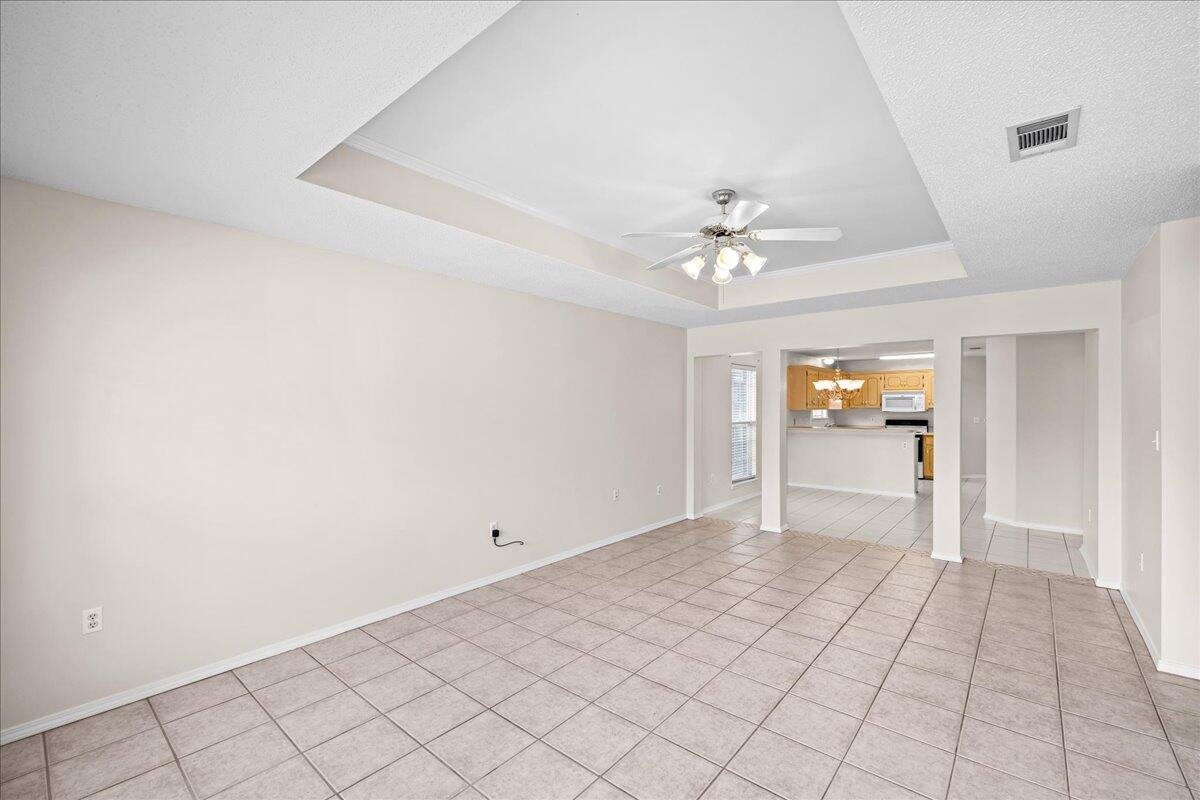 4564 Barrington Lane