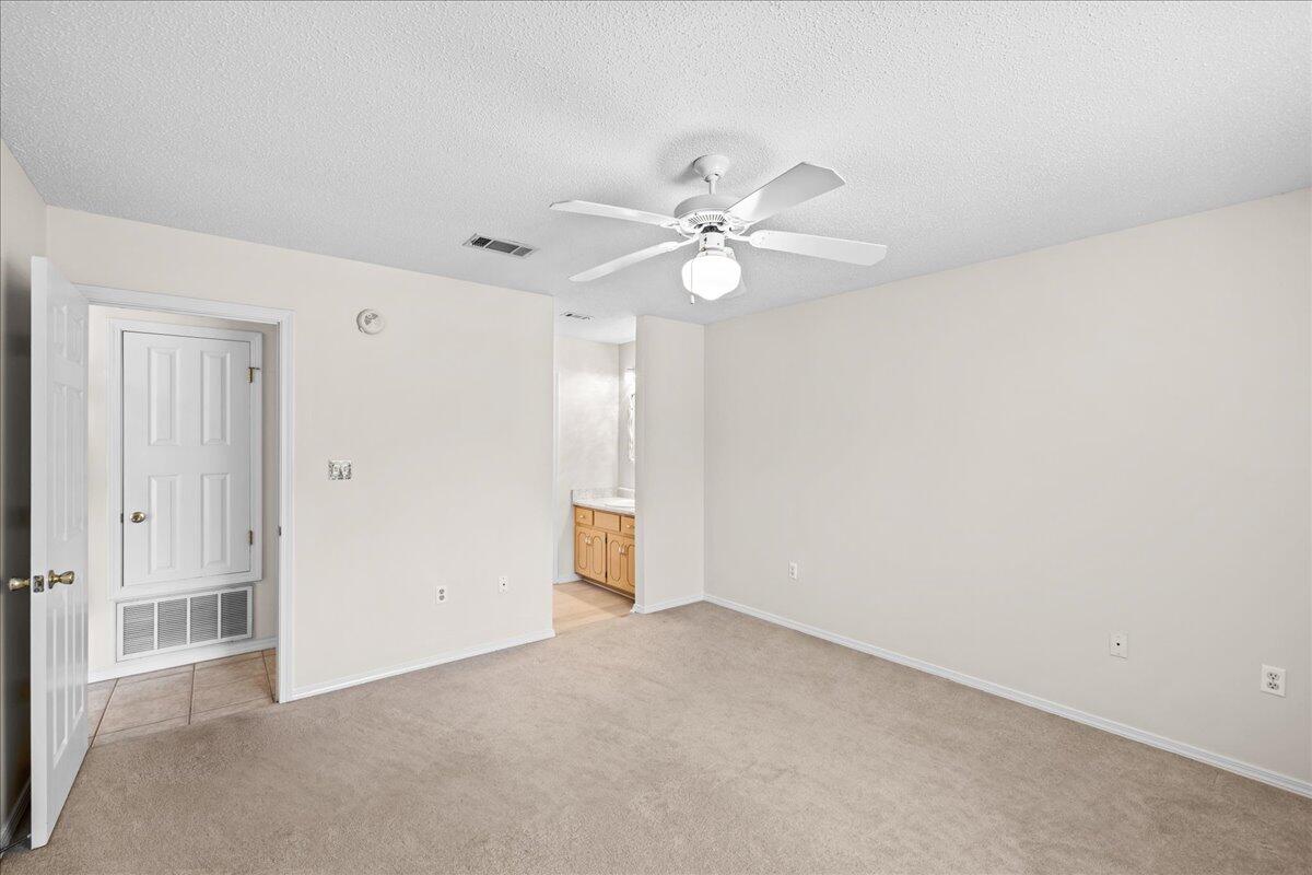 4564 Barrington Lane