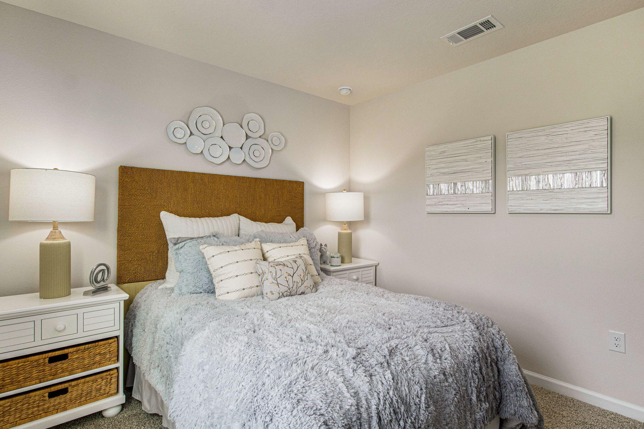 3418 Phoenix Court