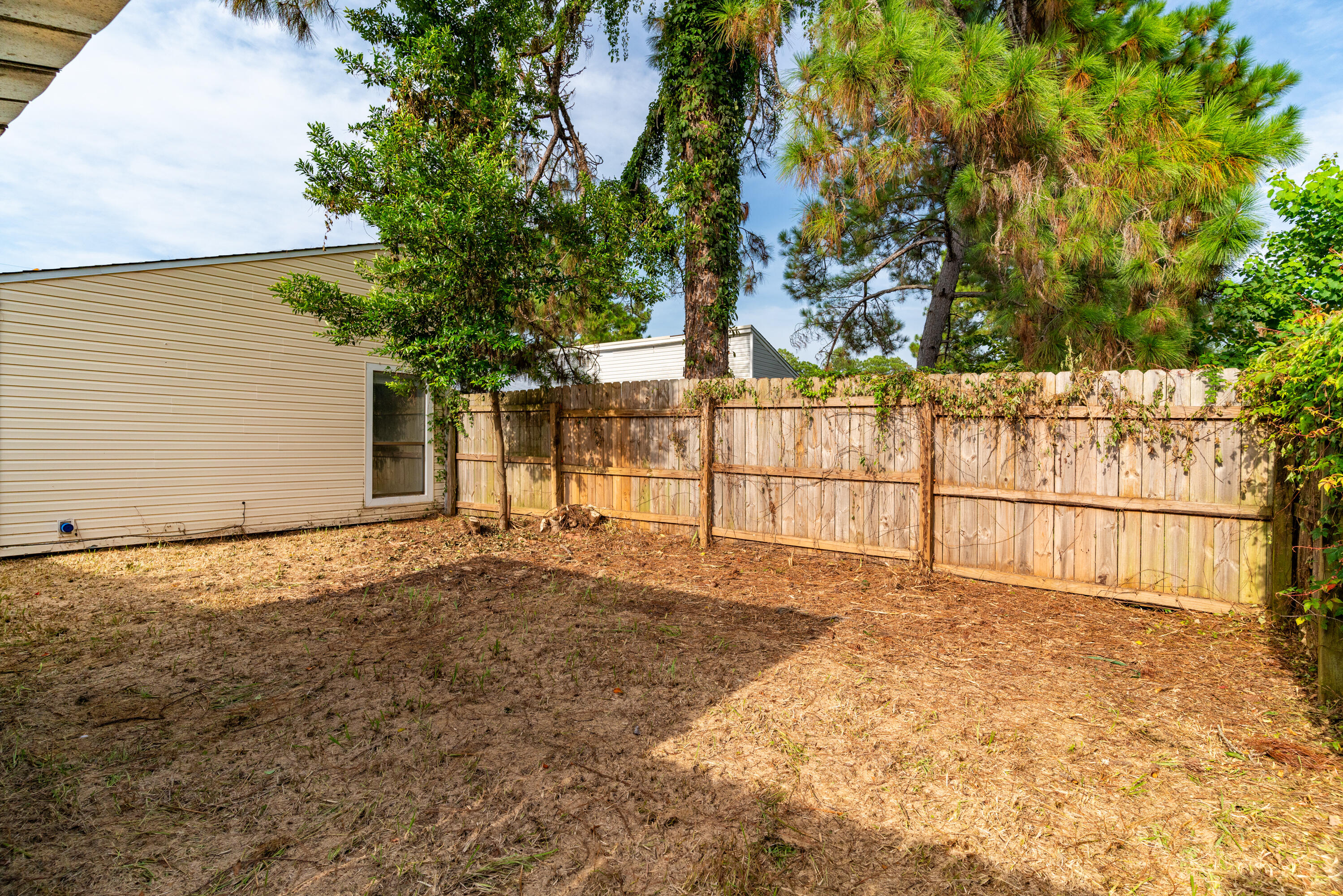 634 Carnathan Court