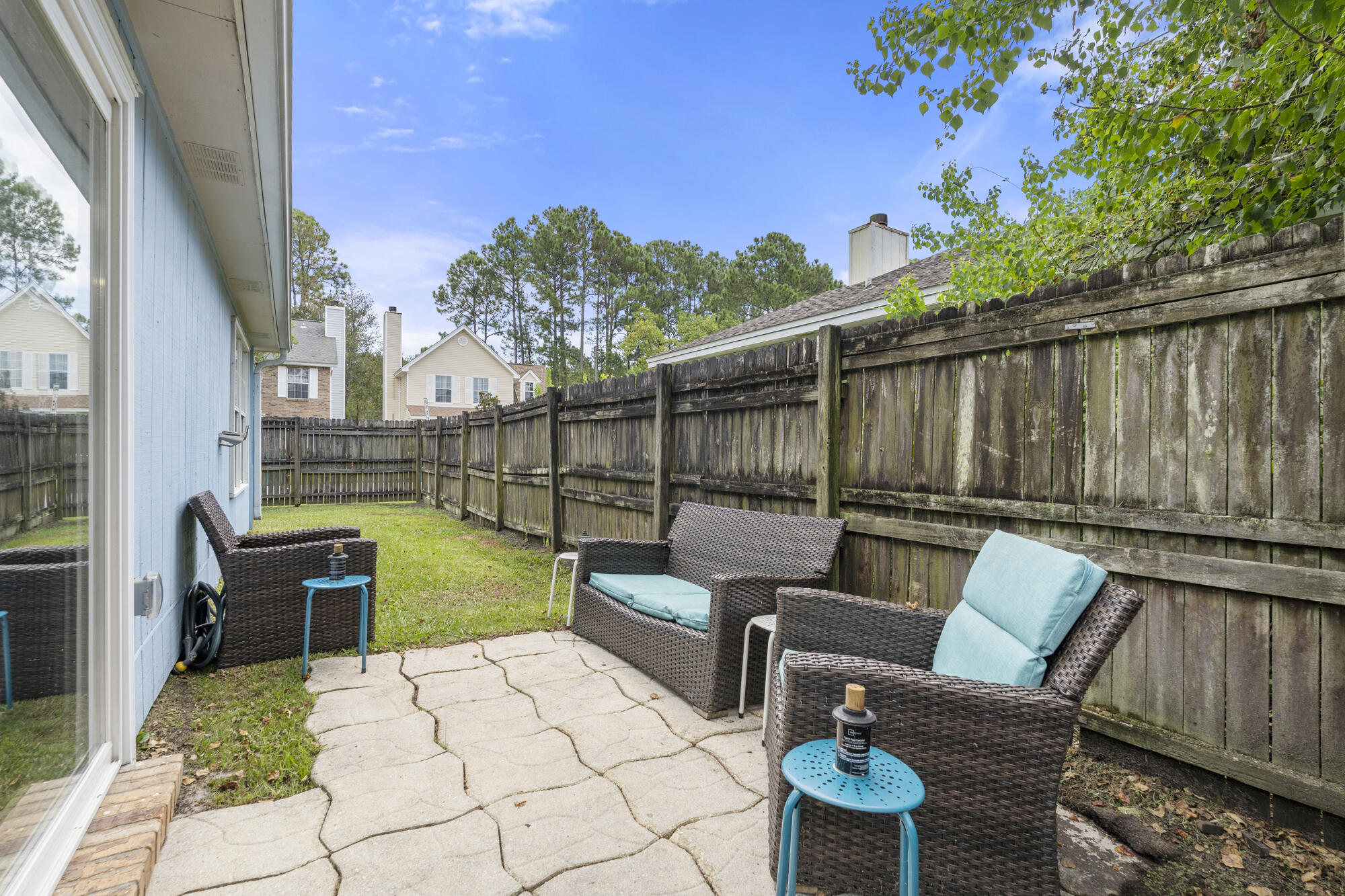3045 Yorktown Circle