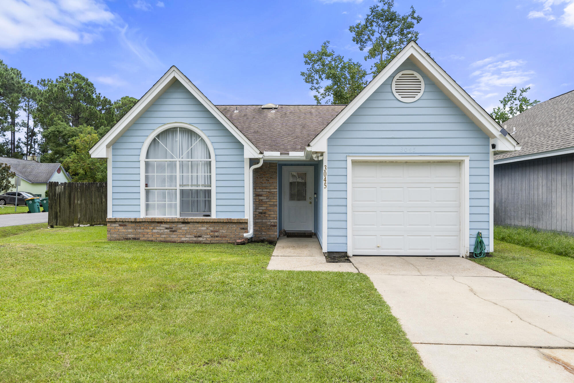 3045 Yorktown Circle