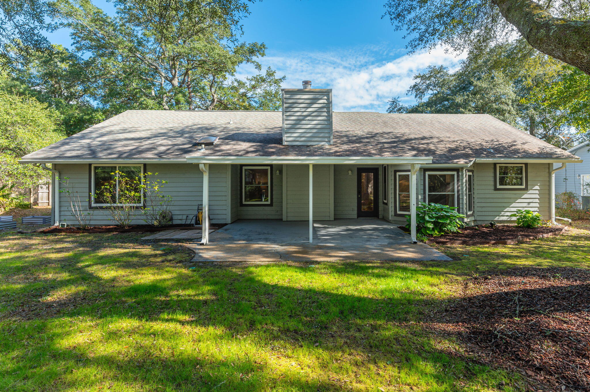 108 Dominica Way