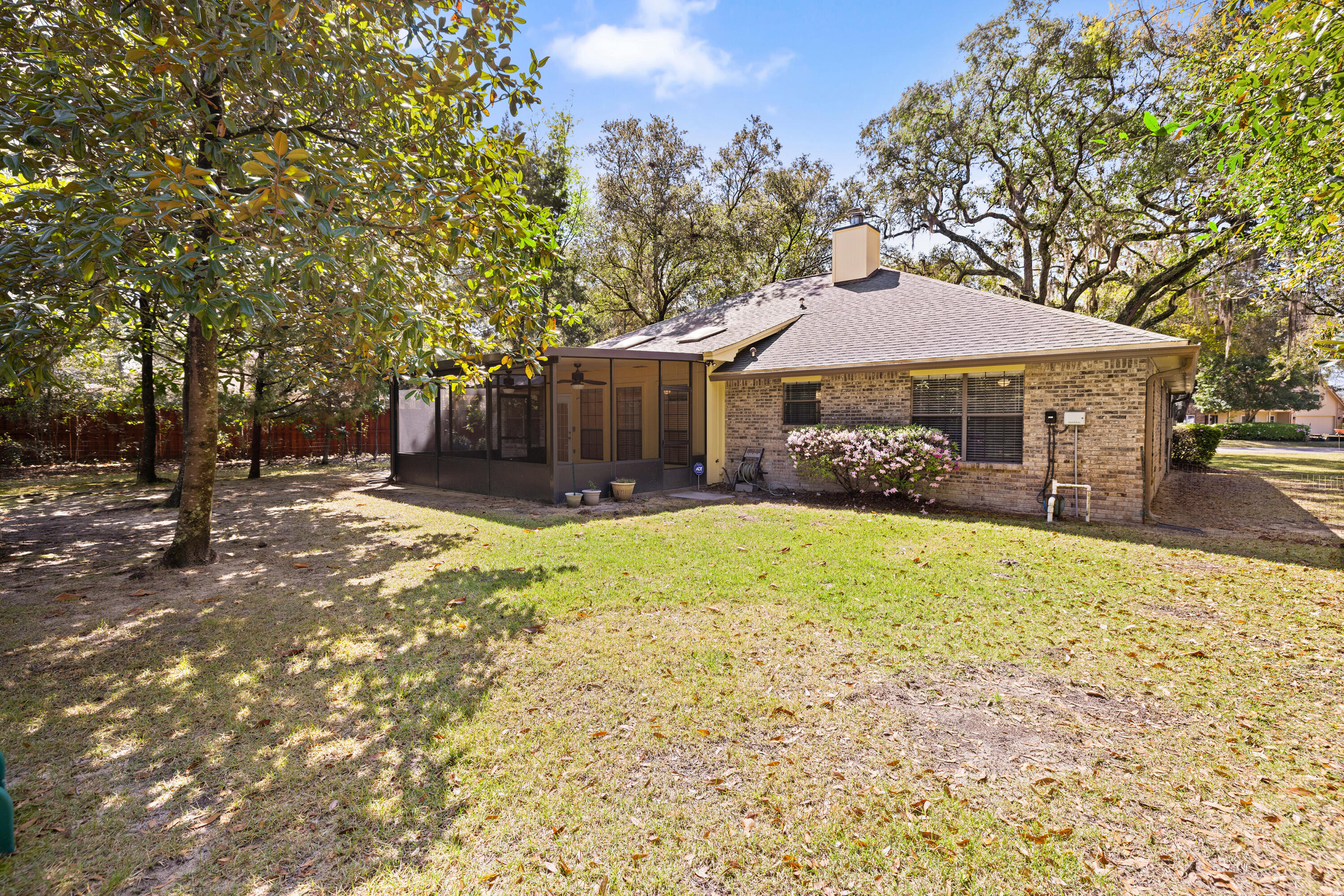 341 Oaklake Lane