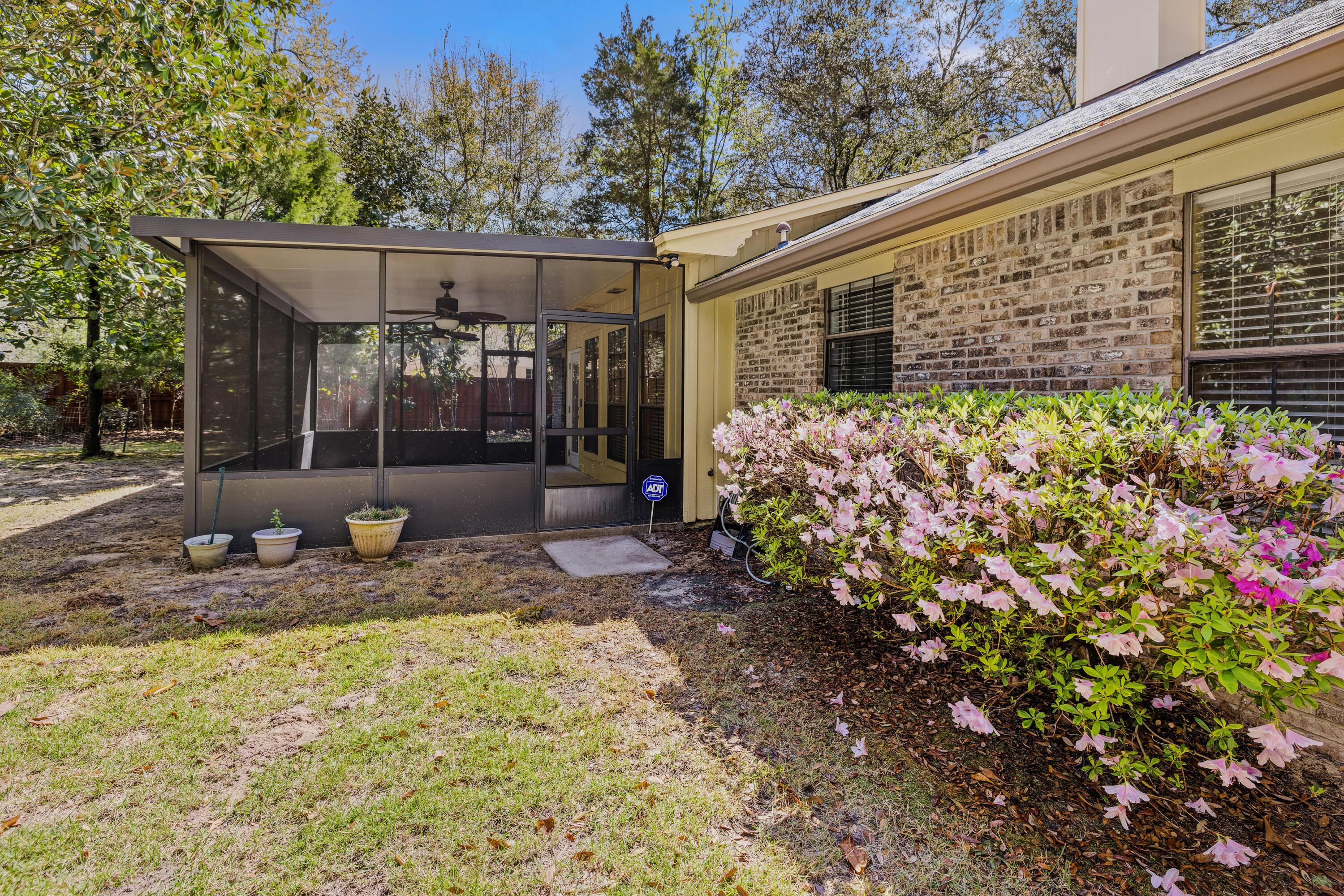 341 Oaklake Lane