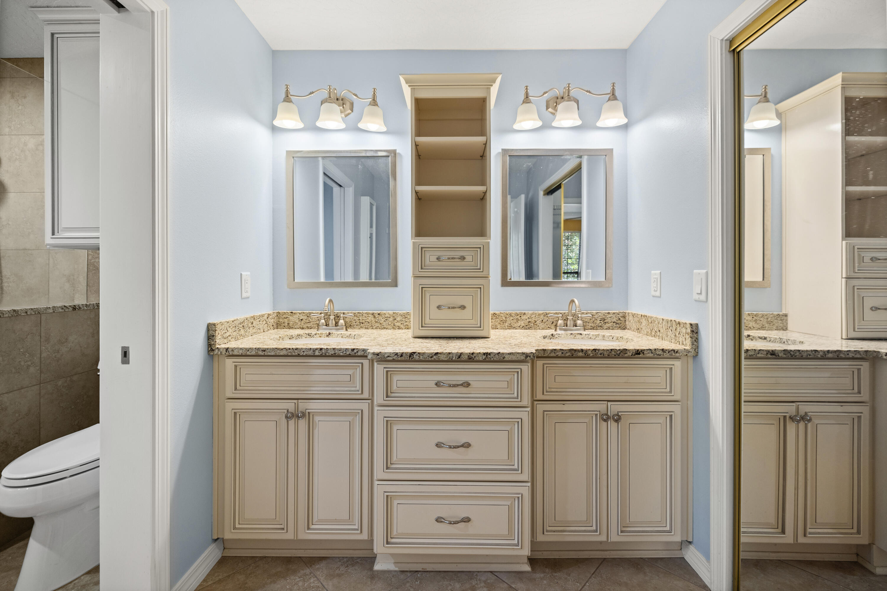341 Oaklake Lane