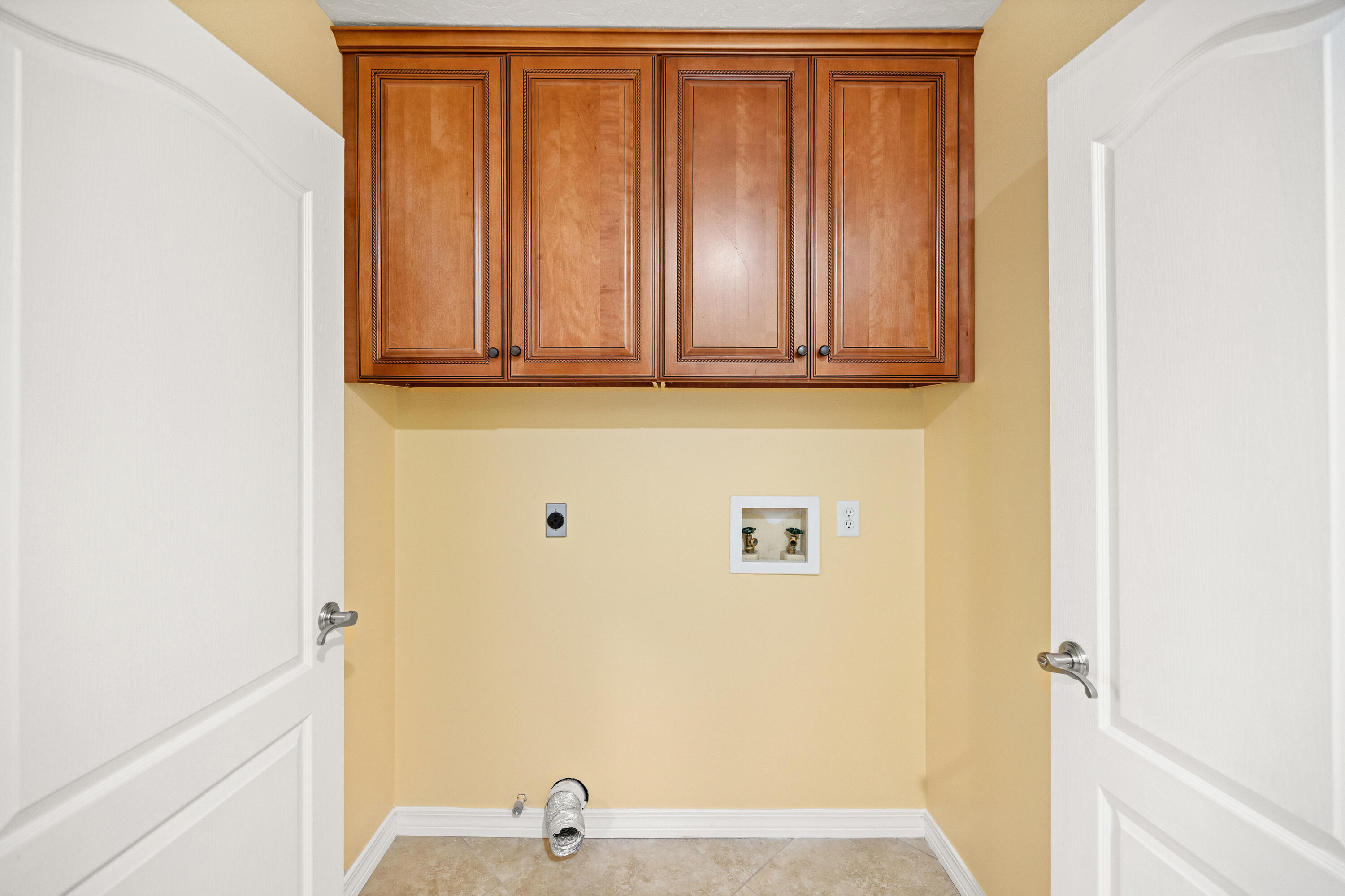 341 Oaklake Lane