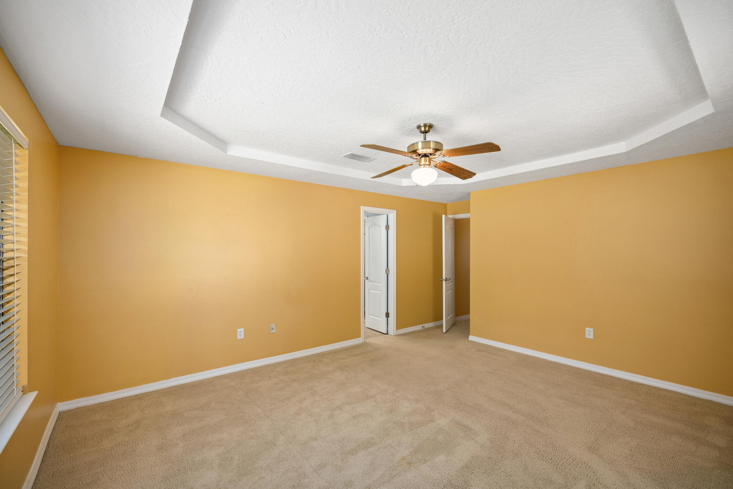 341 Oaklake Lane