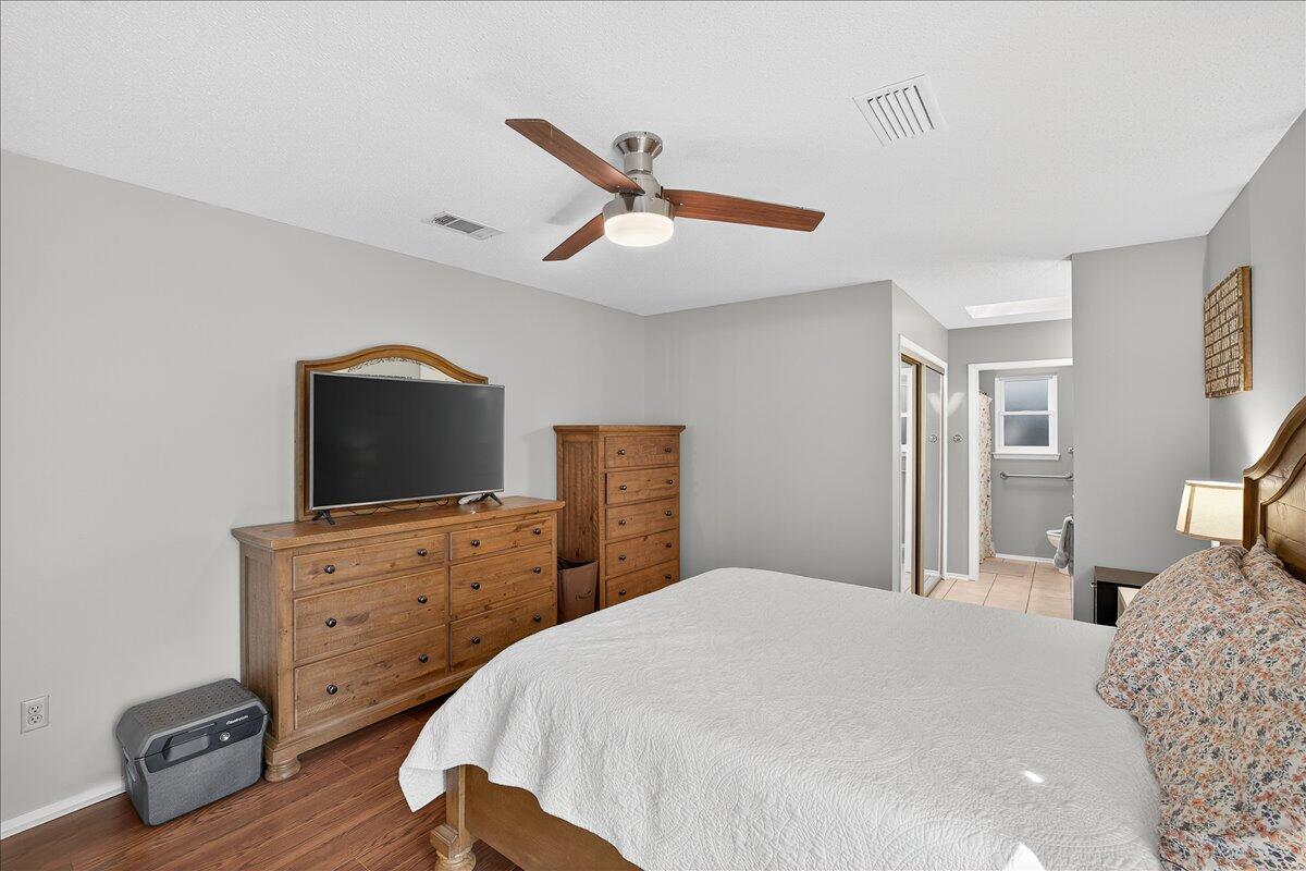 161 Meadowbrook Court
