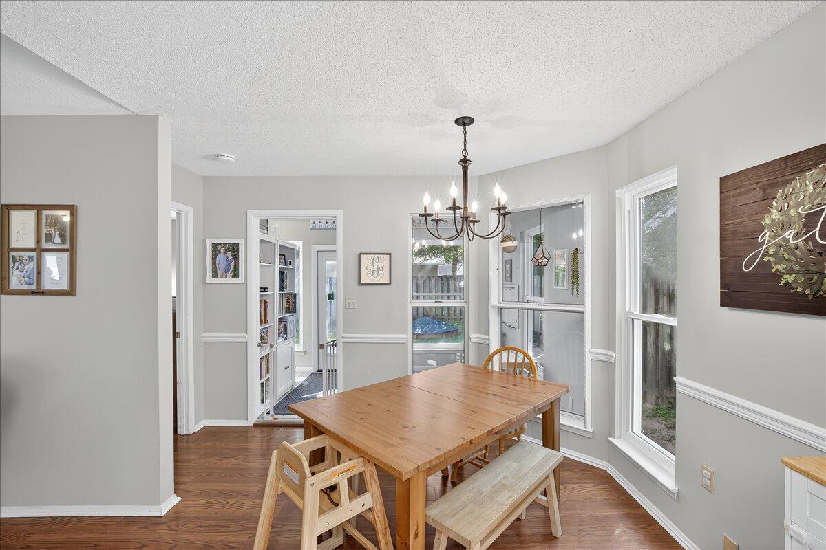 161 Meadowbrook Court
