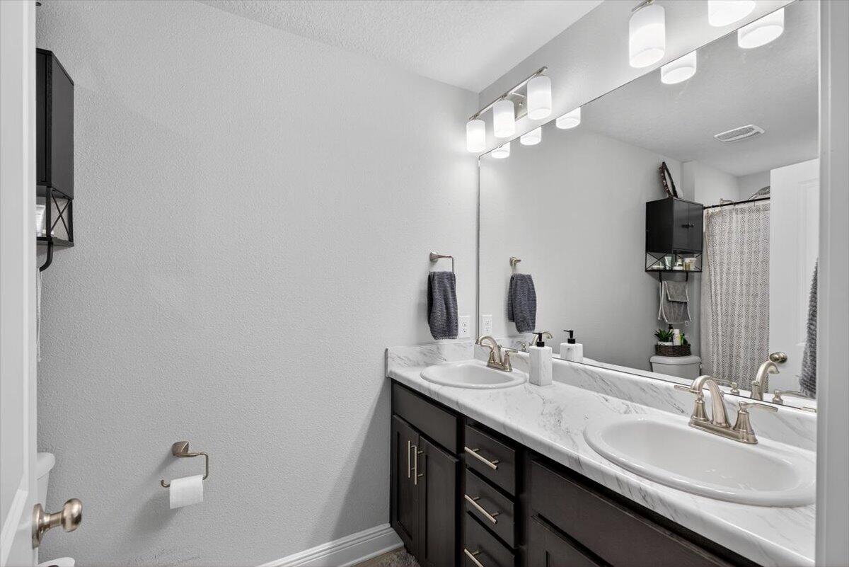 710 W Detroit Boulevard