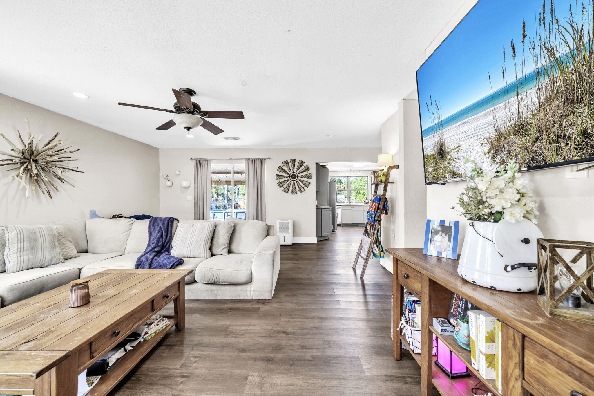 9276 Ridge Drive