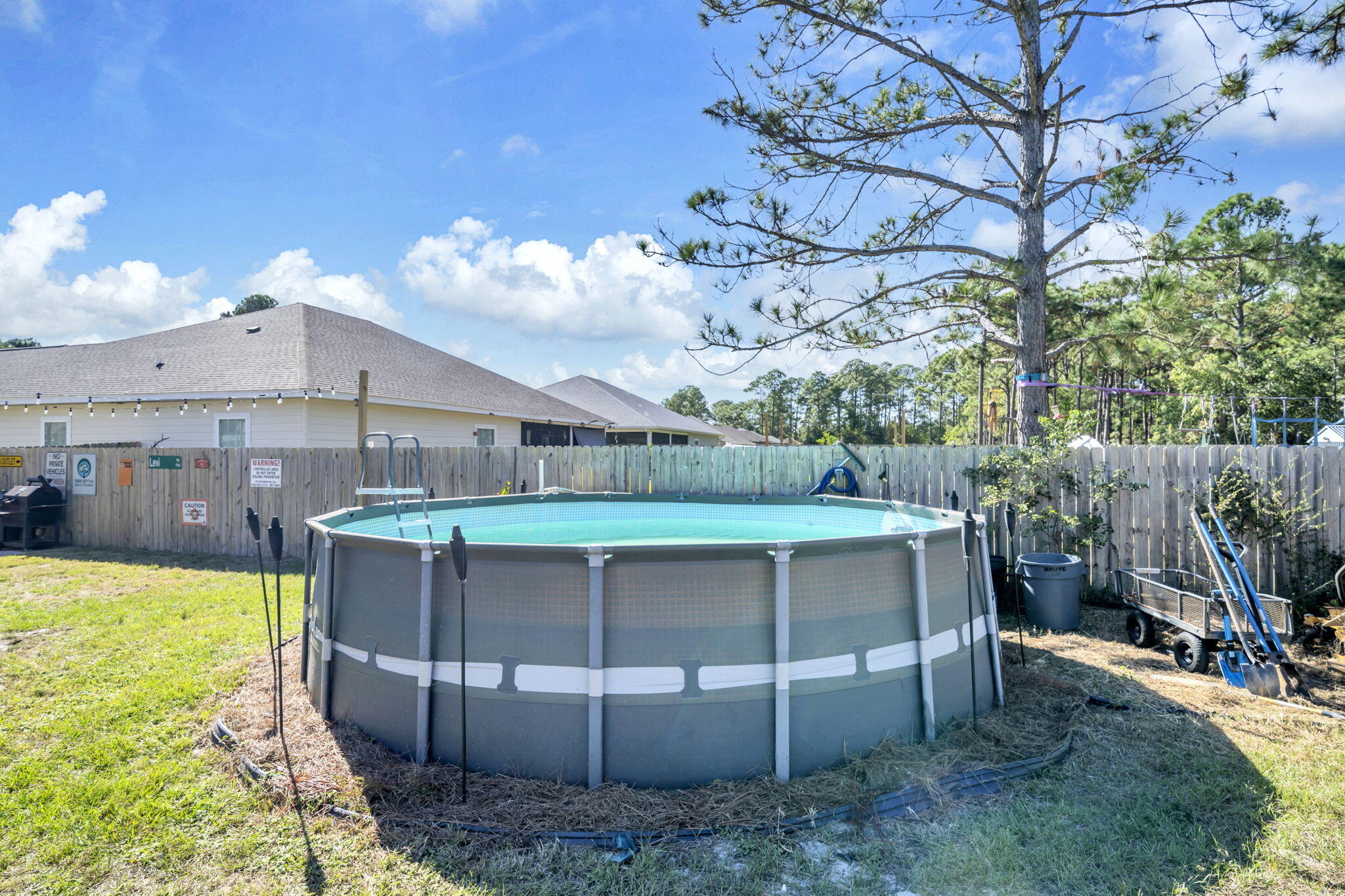 9276 Ridge Drive