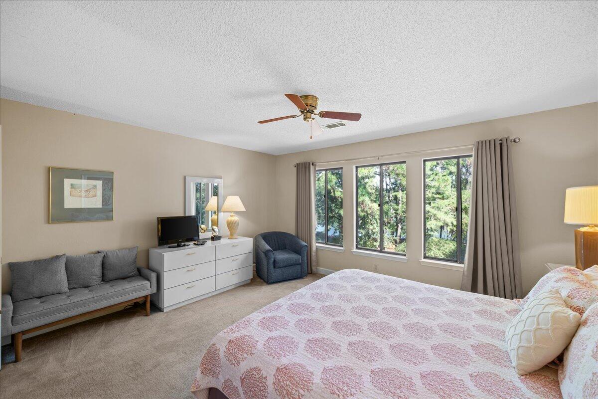 304 Southlake Court 304