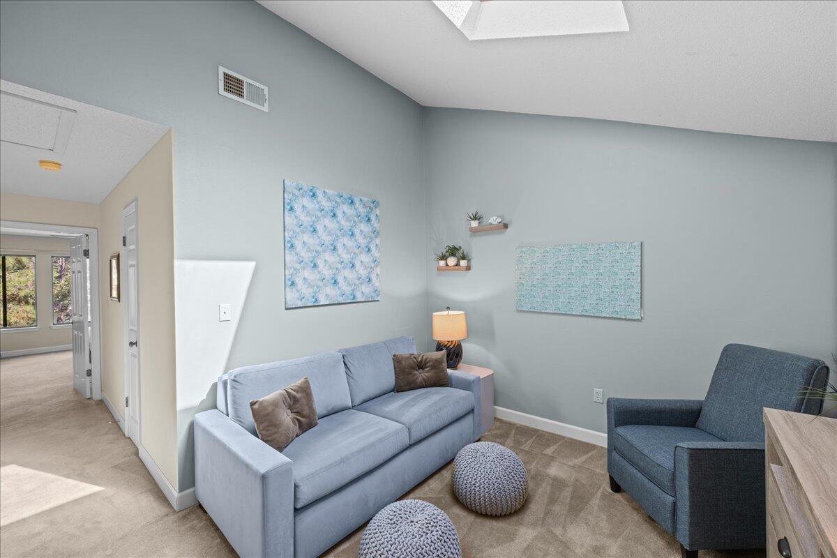 304 Southlake Court 304