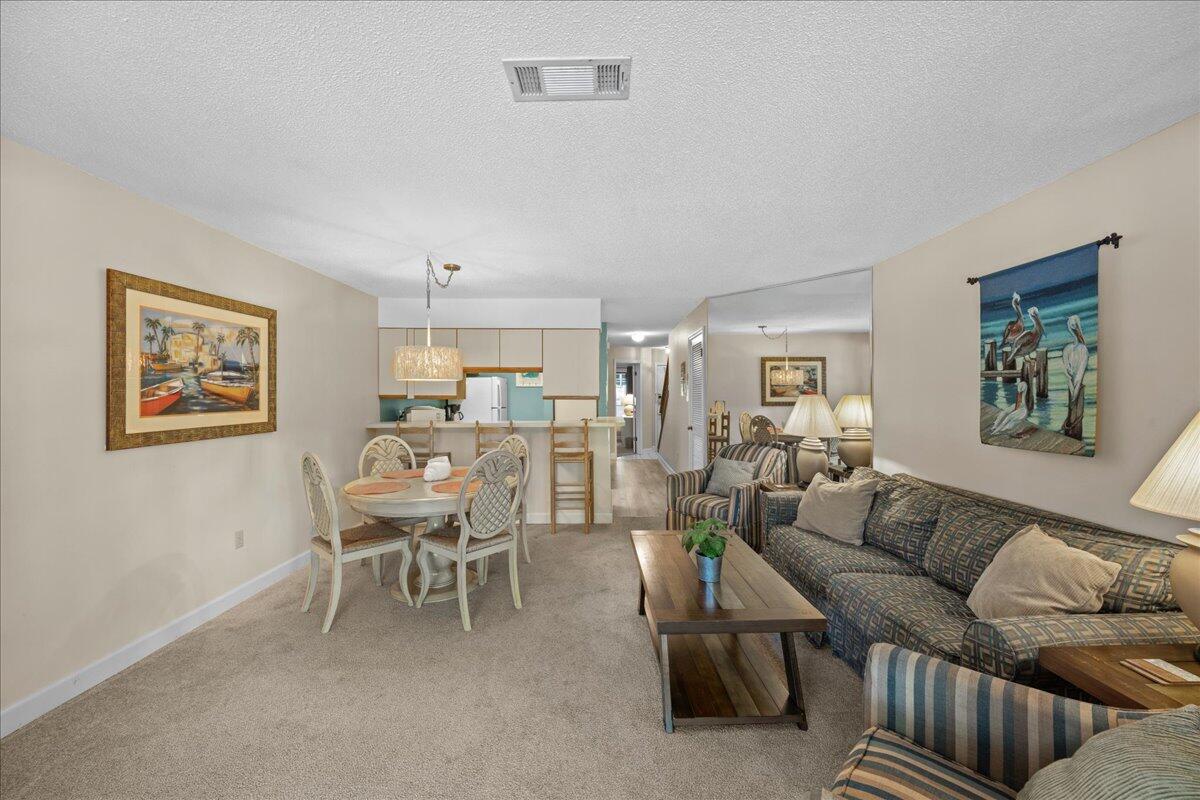 304 Southlake Court 304