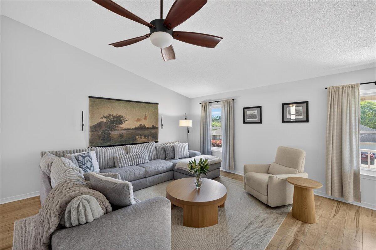 5194 Whitehurst Lane