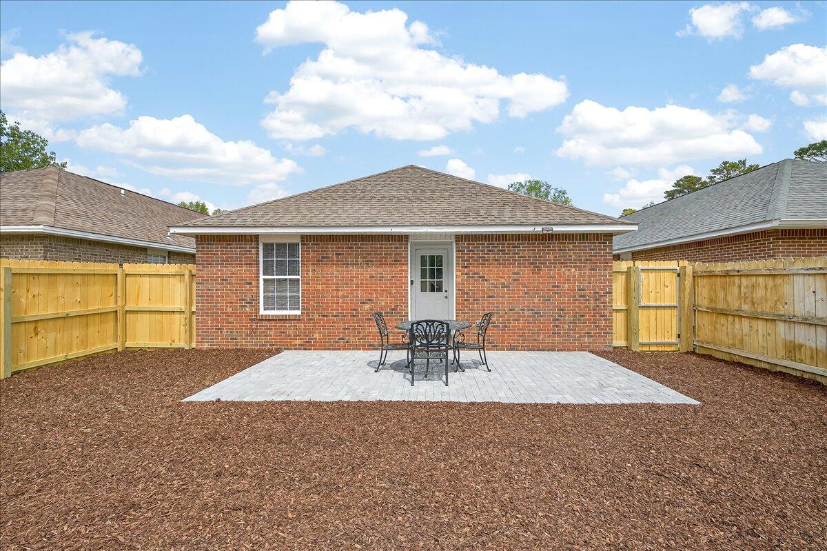 4566 Barrington Lane