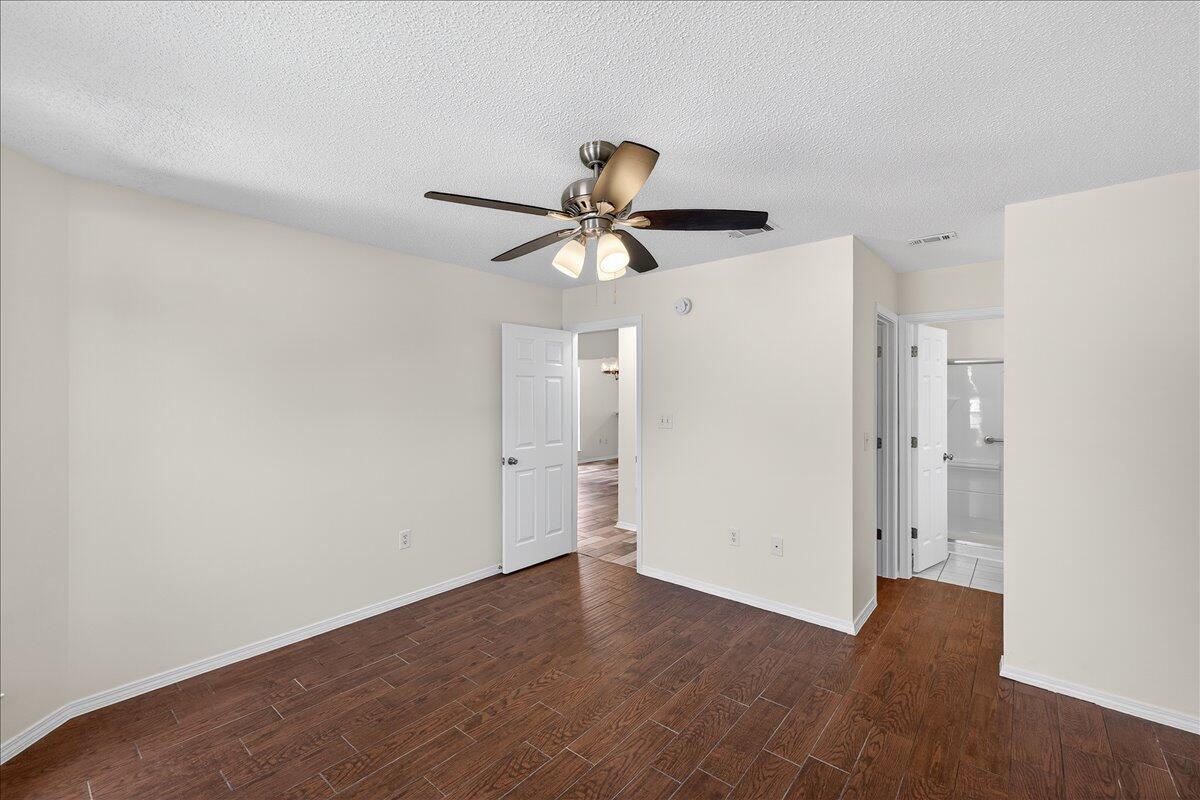 4566 Barrington Lane