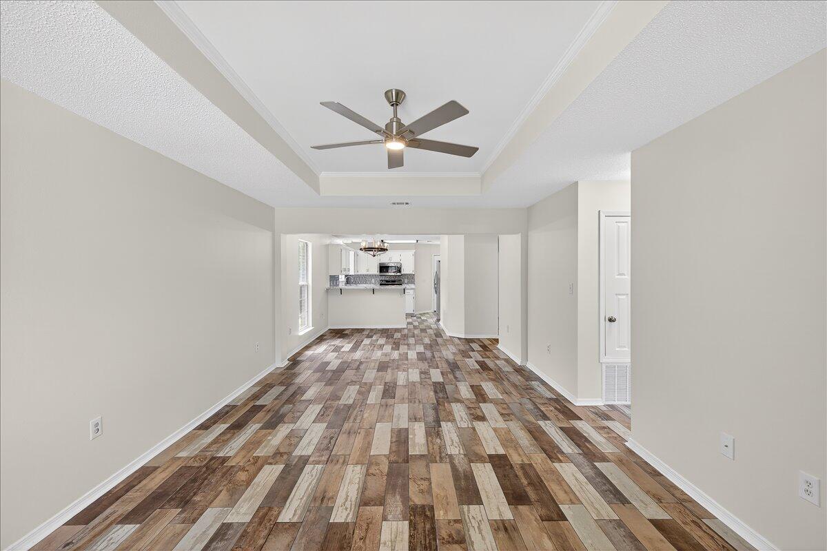 4566 Barrington Lane