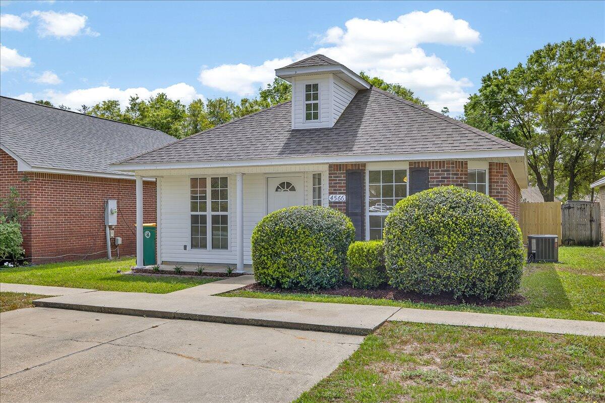 4566 Barrington Lane