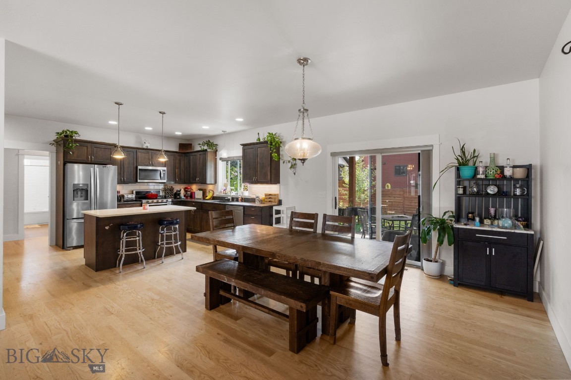 4134 Annie Street