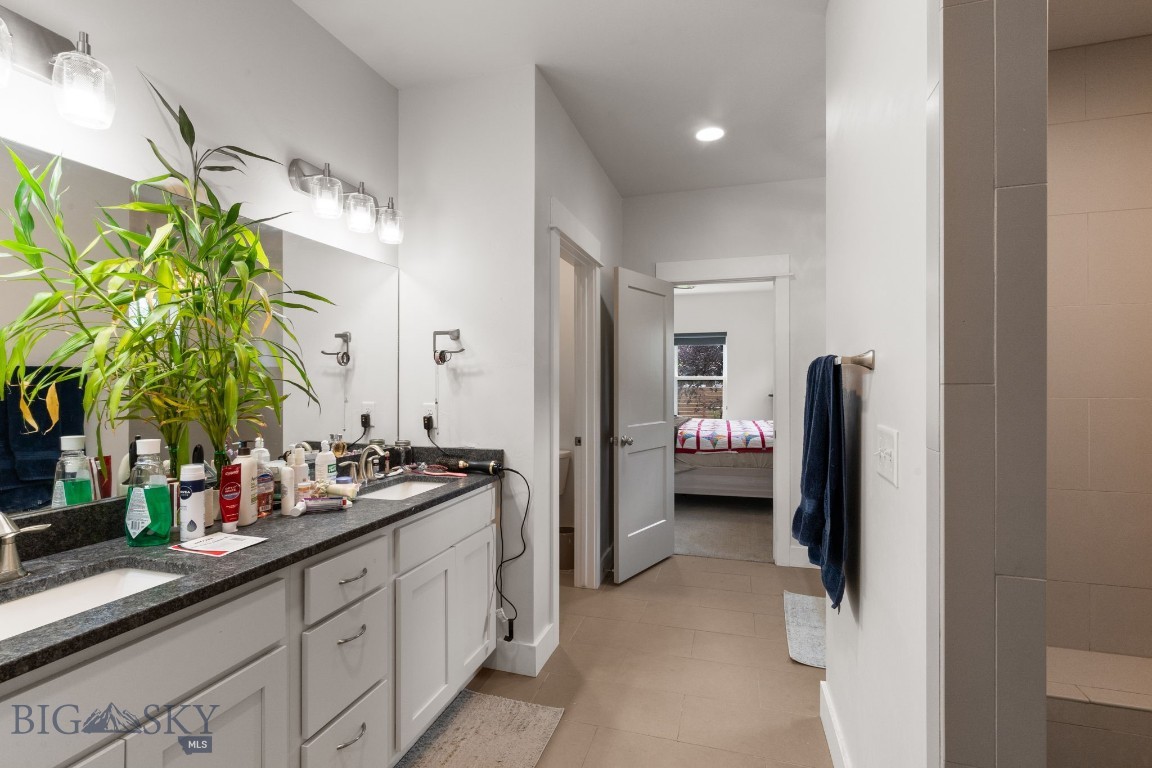 4134 Annie Street