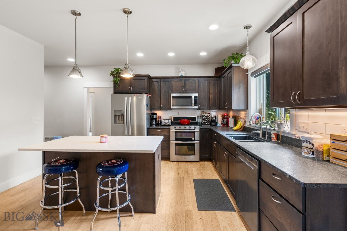 4134 Annie Street