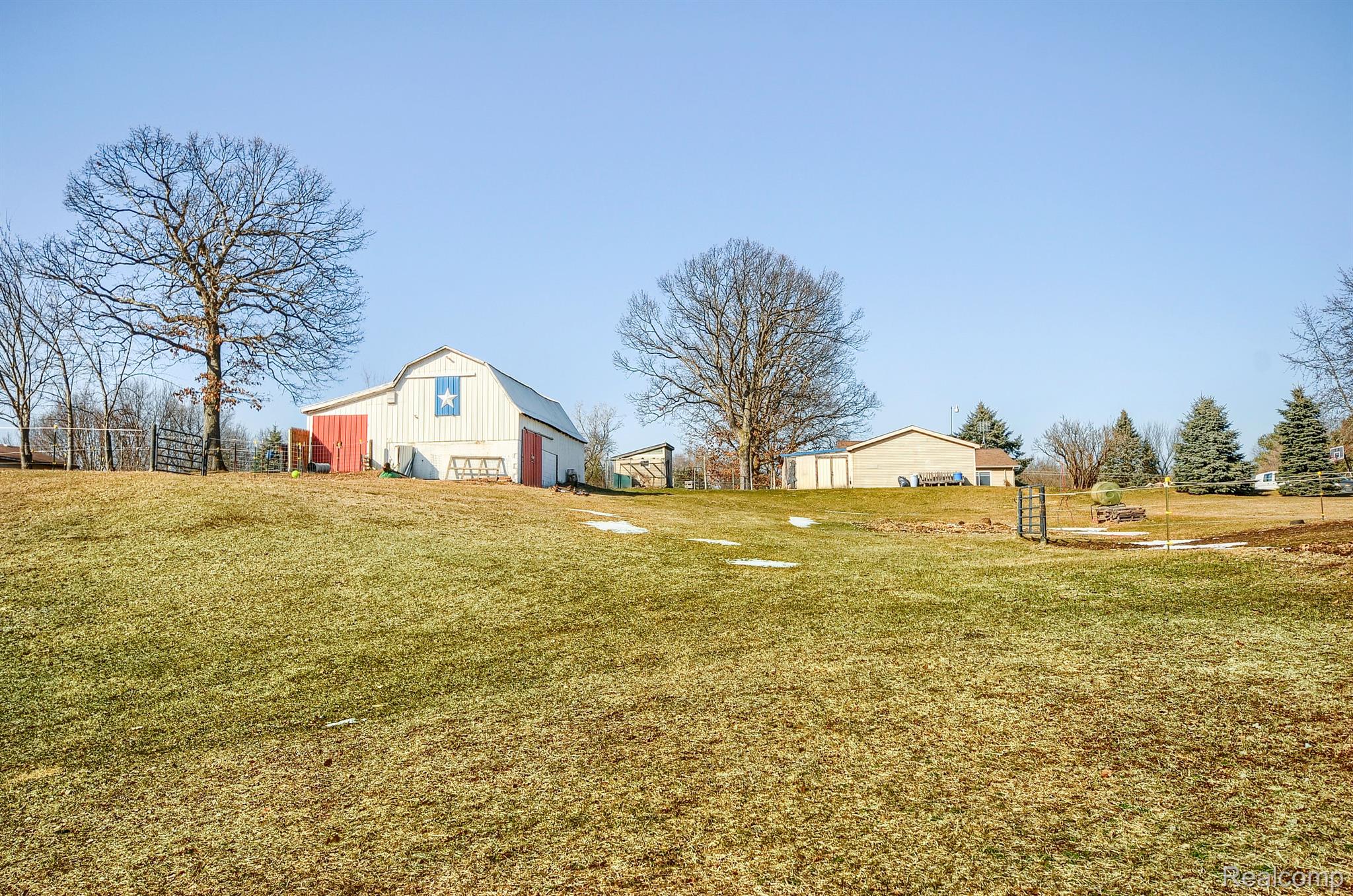 480 E NORWAY LAKE Road