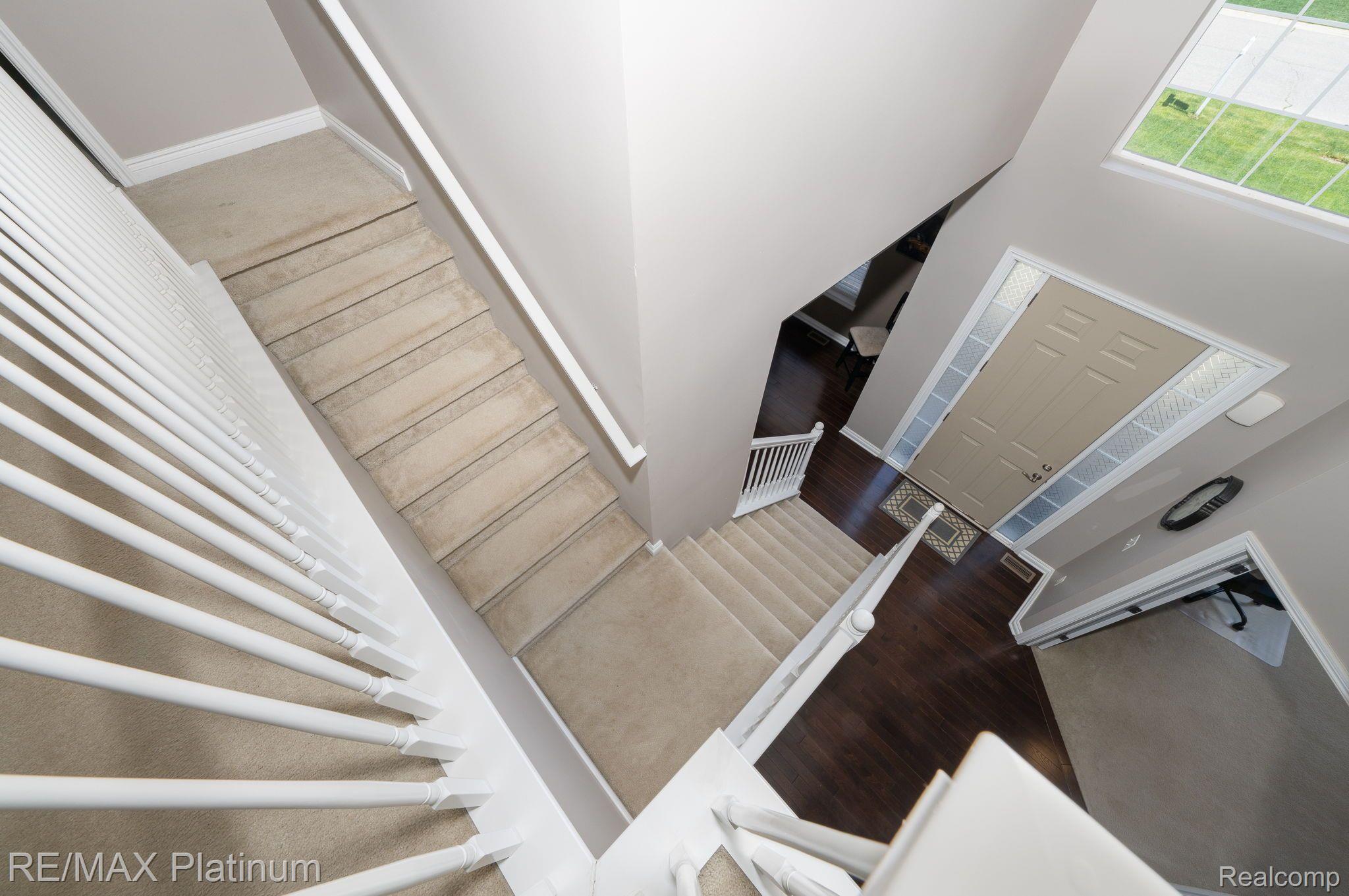 8470 JACK PINE Circle