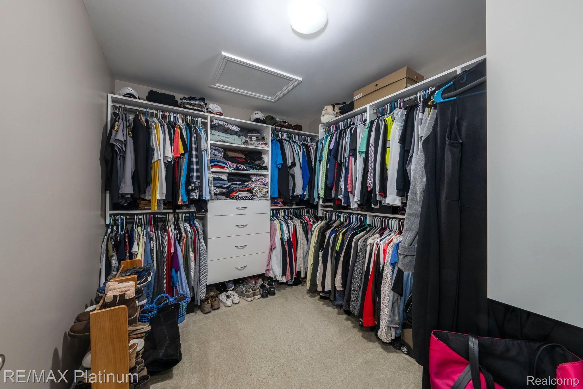 8470 JACK PINE Circle