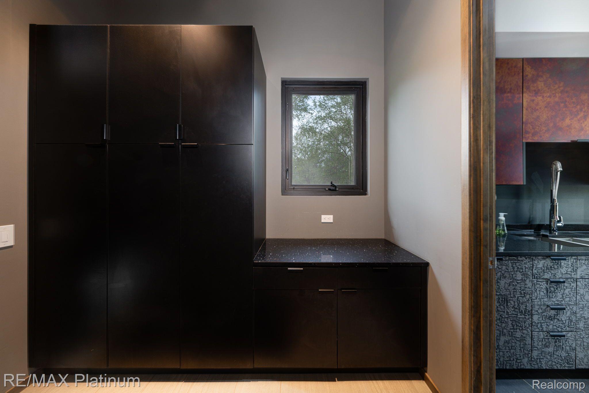 8419 RIVERWALK Drive