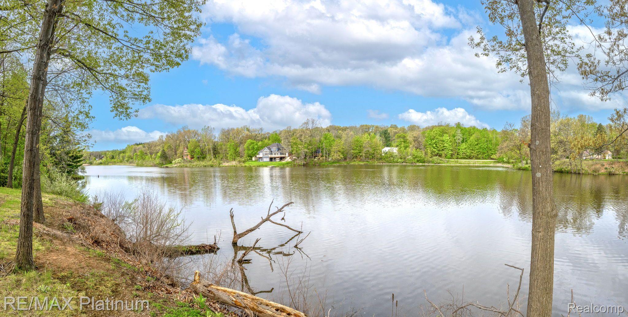 8419 RIVERWALK Drive