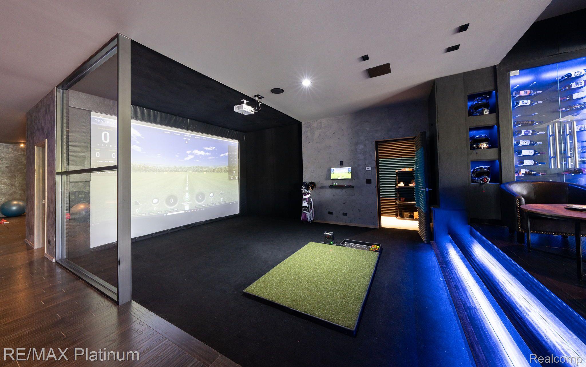 8419 RIVERWALK Drive