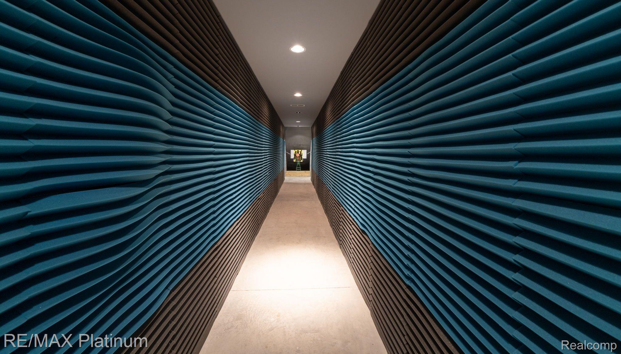 8419 RIVERWALK Drive