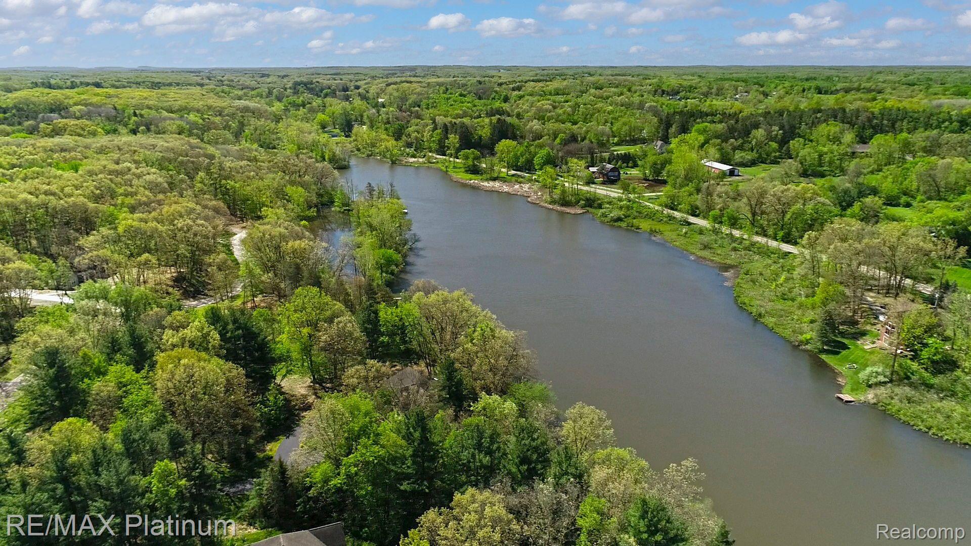 8419 RIVERWALK Drive