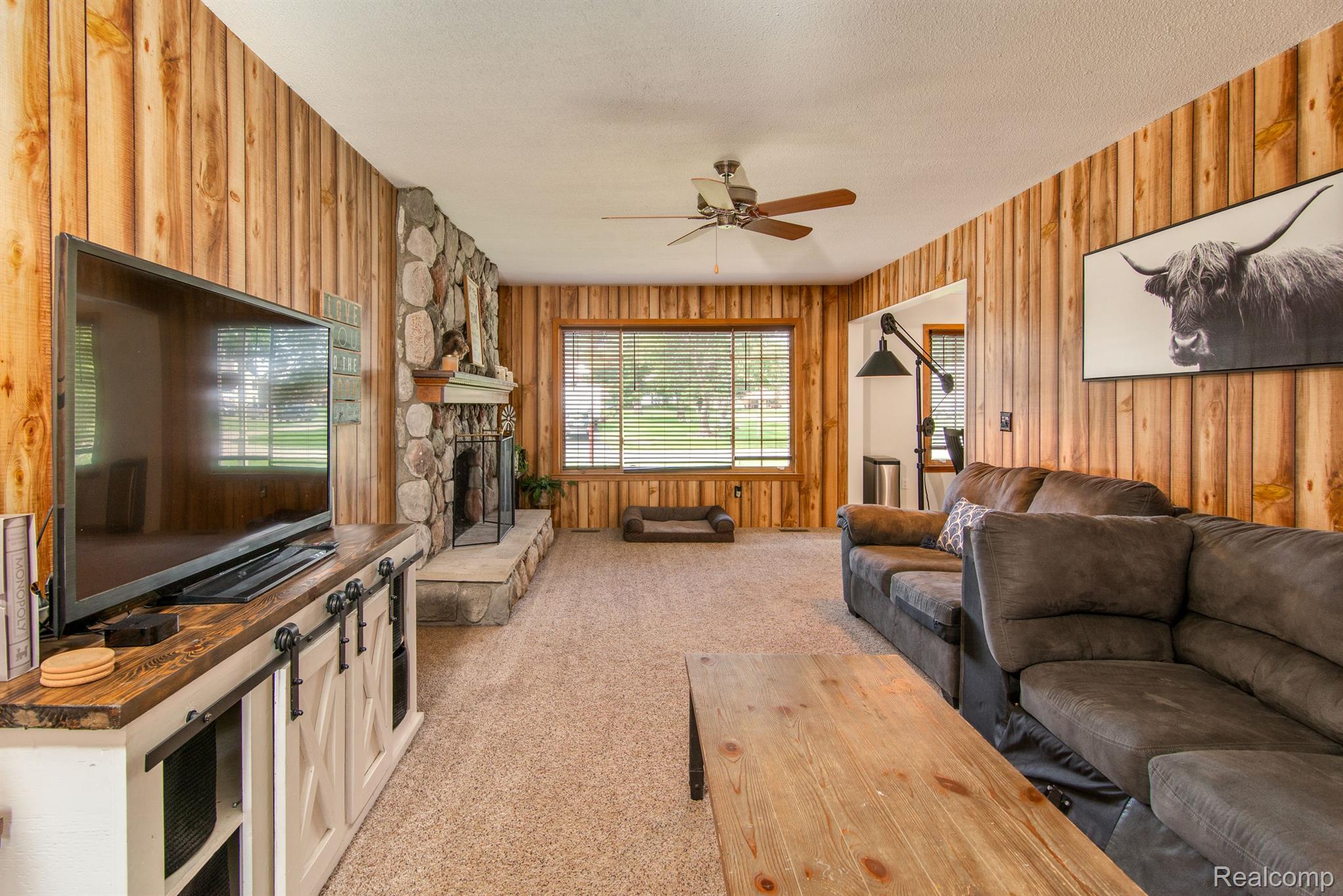 175 FONRO Drive