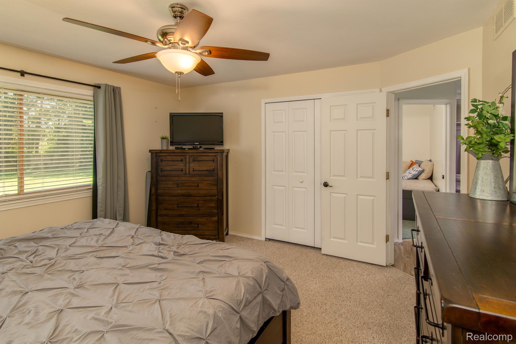 175 FONRO Drive