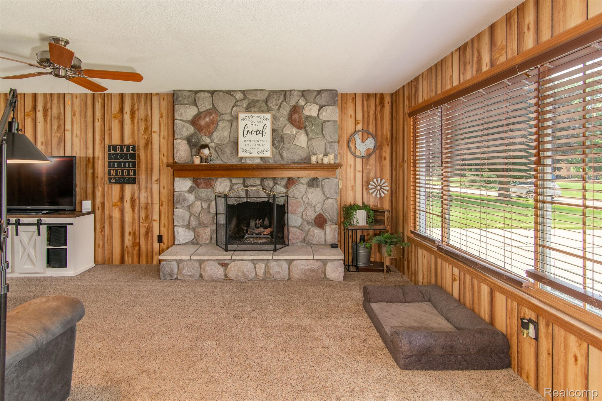 175 FONRO Drive
