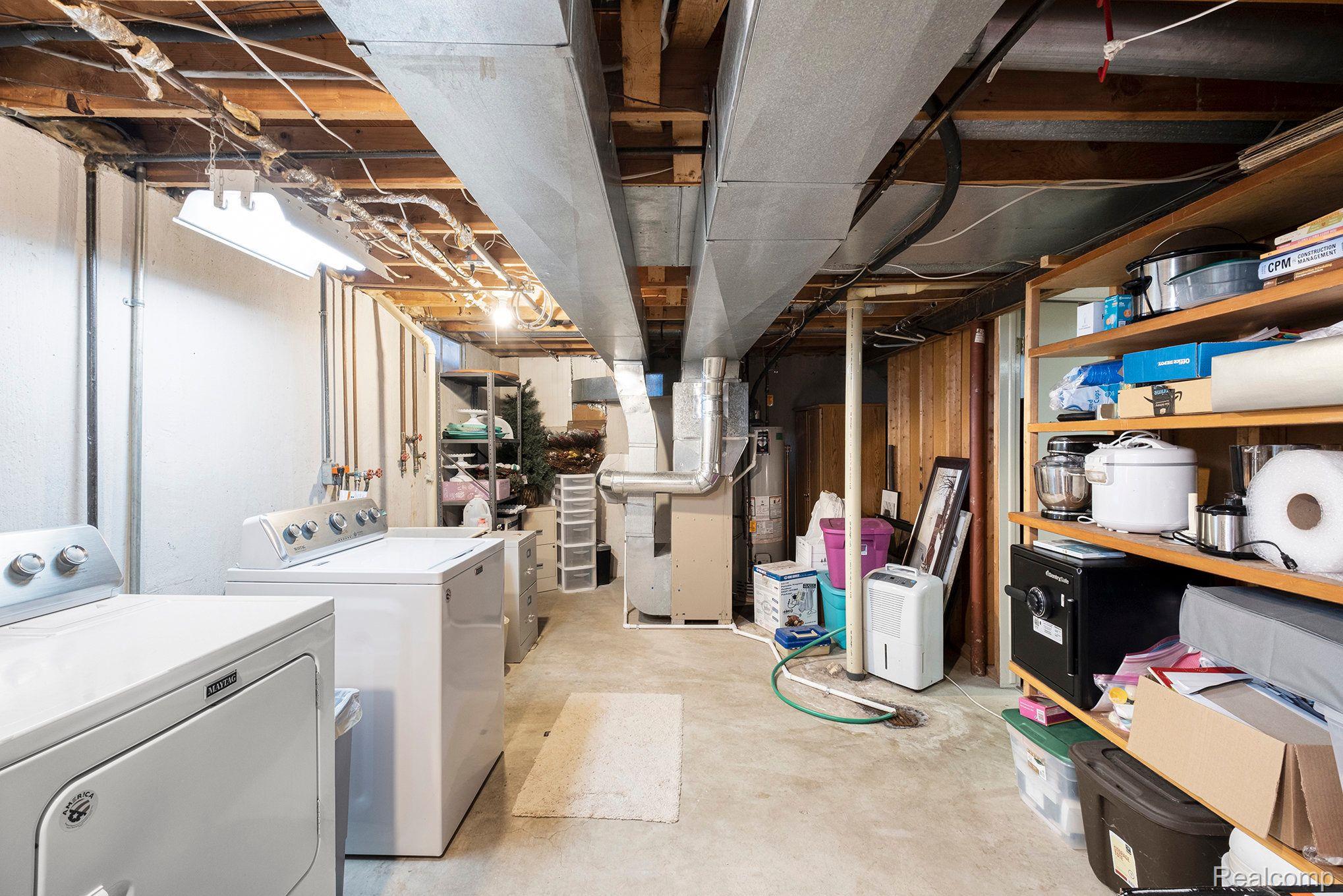 1342 GREENVIEW Drive