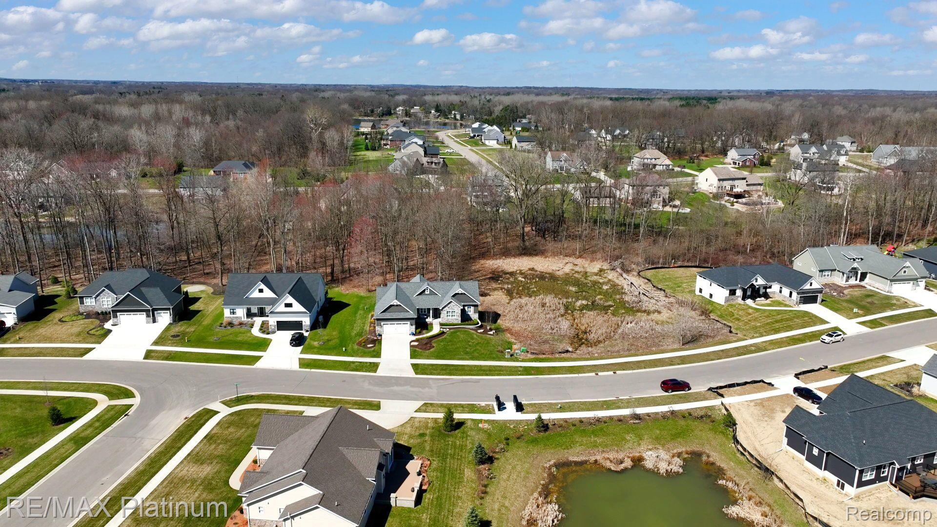 1242 TIMBERLEAF Drive