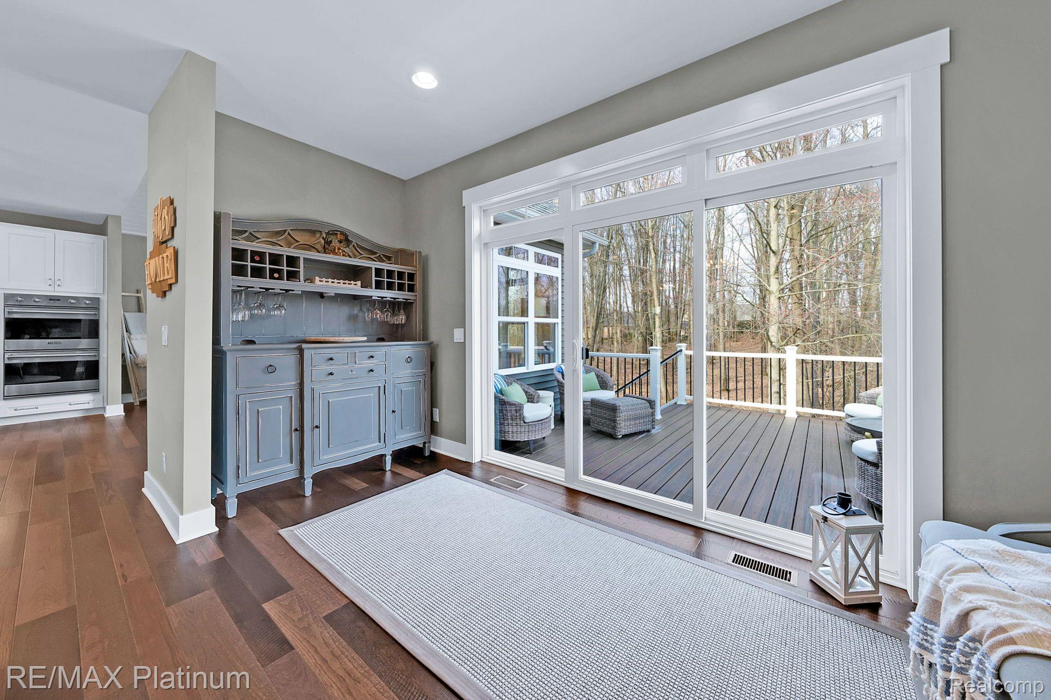 1242 TIMBERLEAF Drive