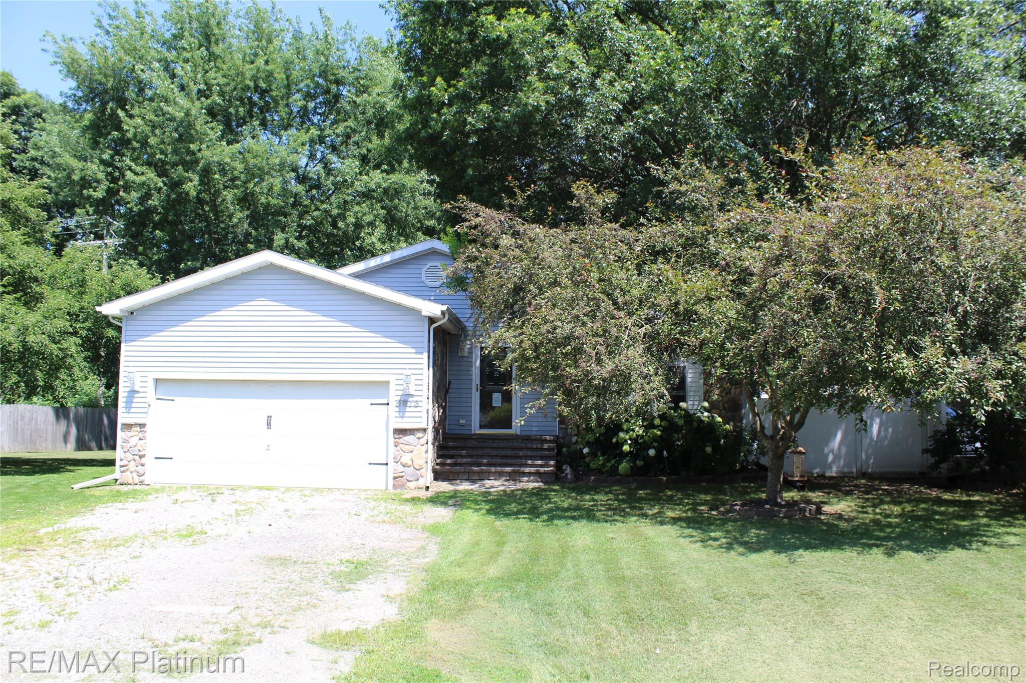 5673 Chippewa Drive