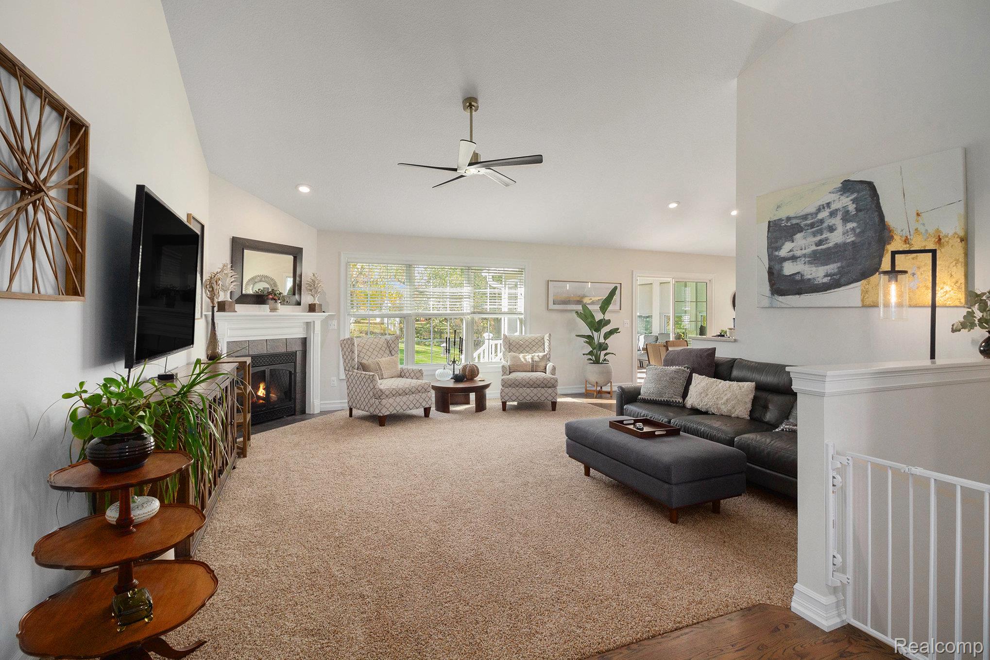 9203 Pine Walk Pass