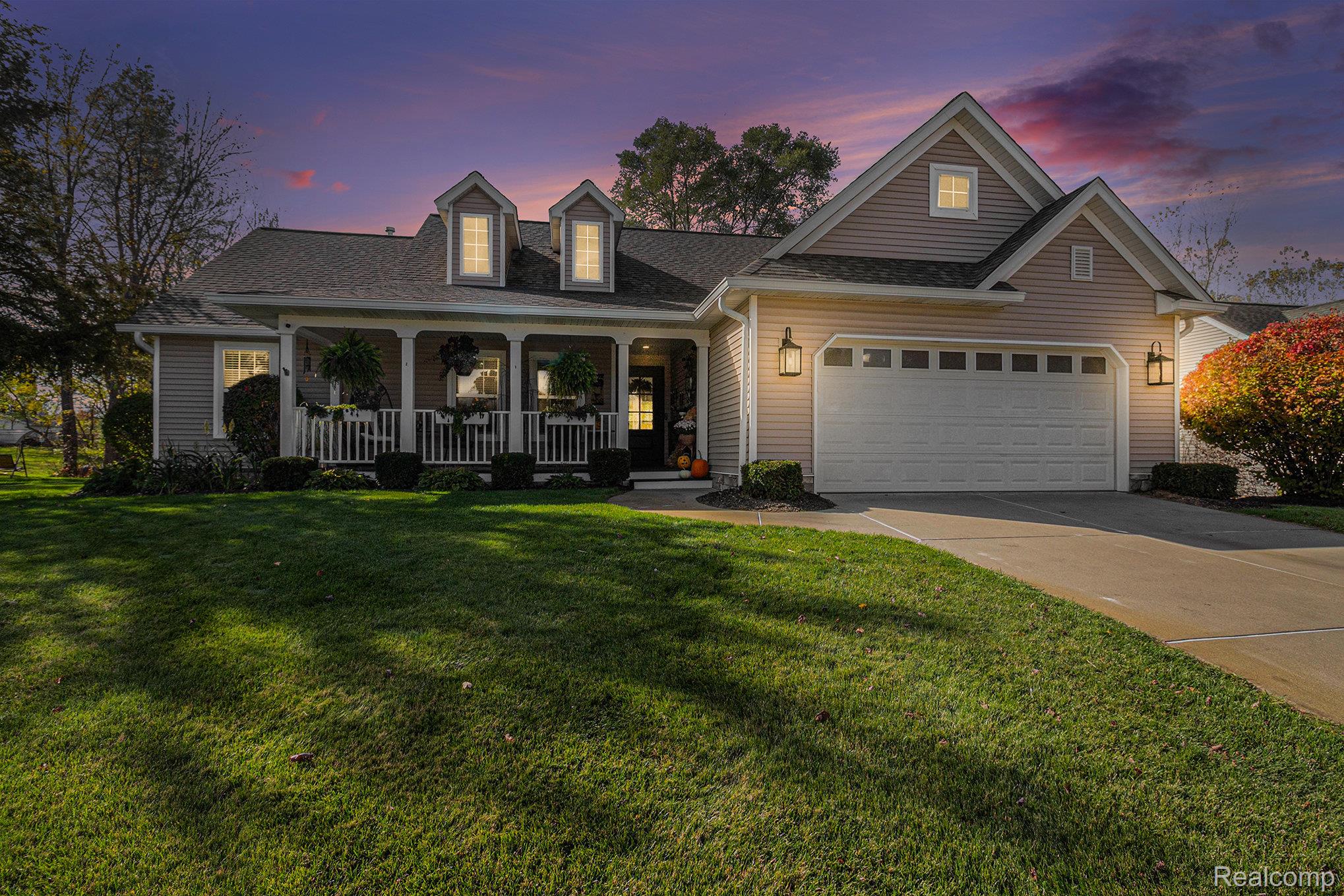 9203 Pine Walk Pass