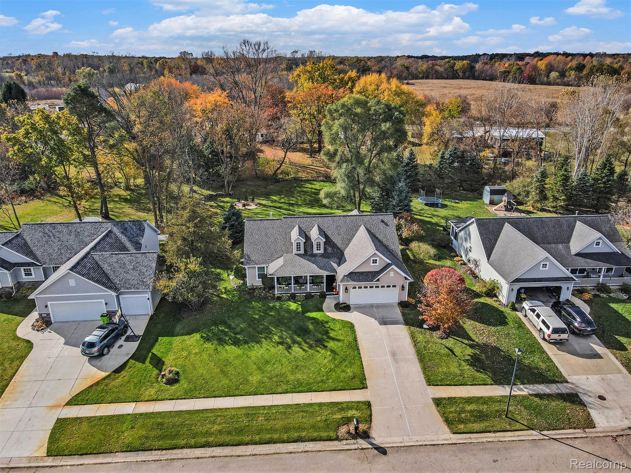 9203 Pine Walk Pass