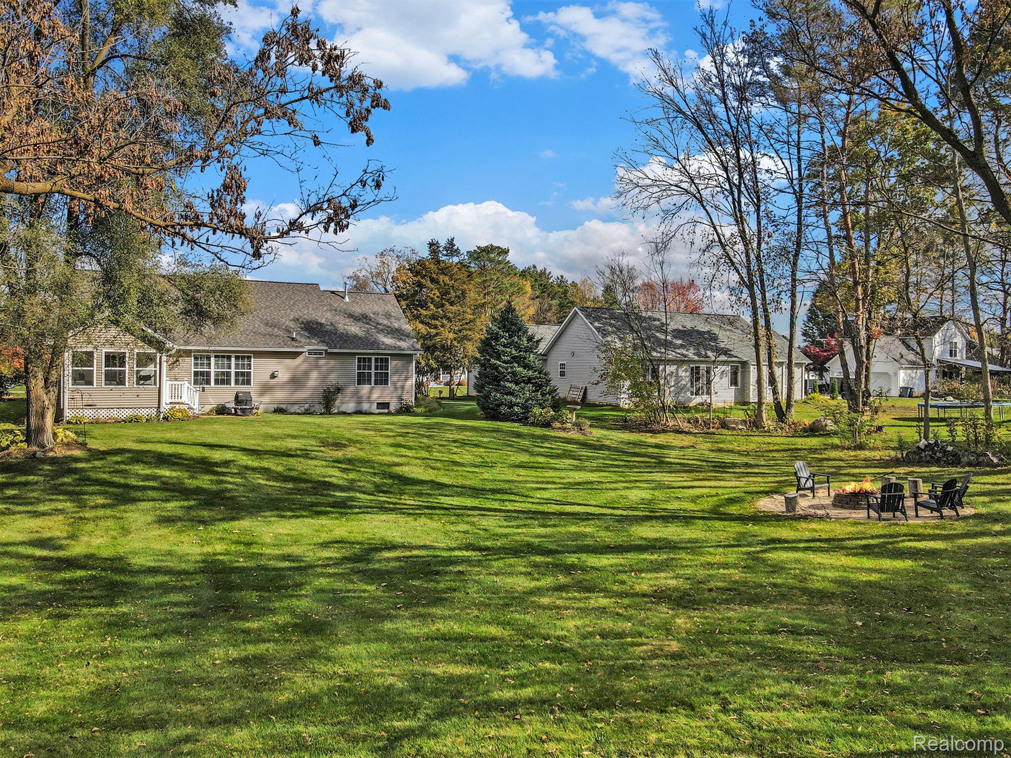 9203 Pine Walk Pass