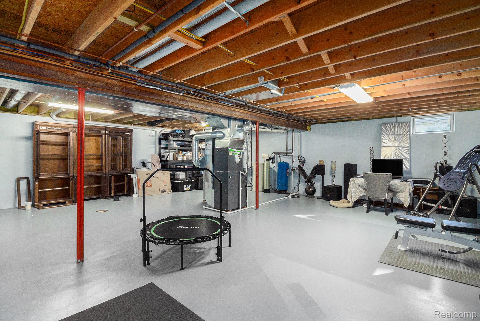 9203 Pine Walk Pass